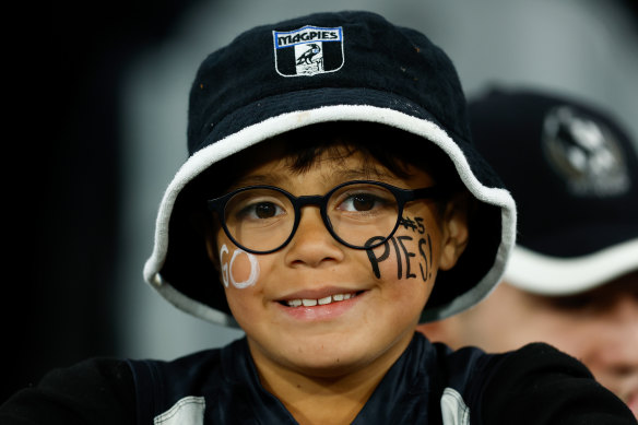 A young Magpies fan.