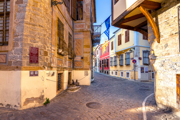 Narrow streets and quaint vuildings - Xanthi.