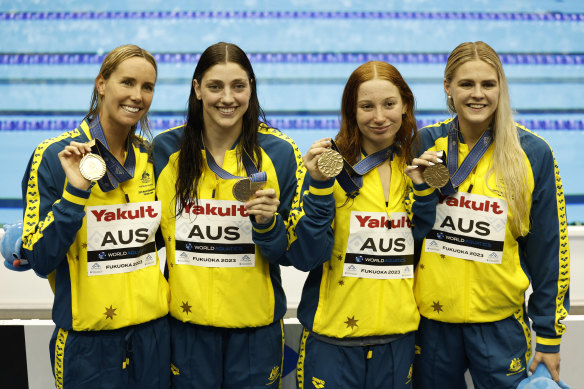 Australia’s 4x100m freestyle relay team with their gold medals.