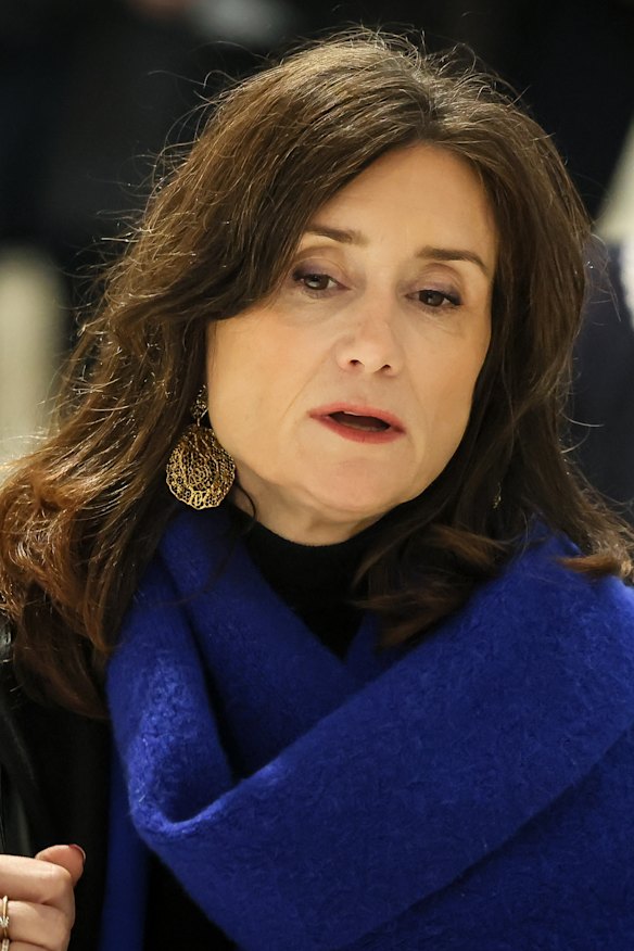 Sandrine Josso tornou-se uma figura importante na luta francesa contra a agressão sexual provocada pelas drogas.