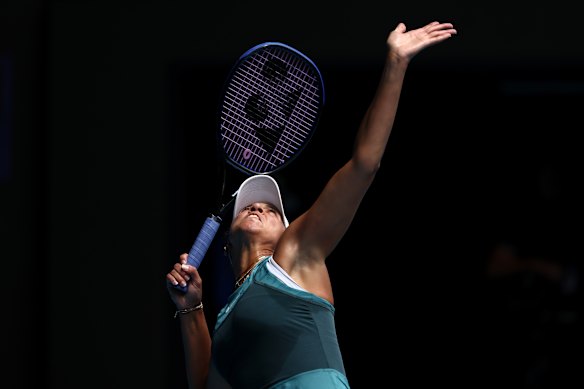 Madison Keys serves against Elina Svitolina.