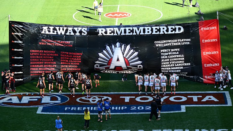 AFL LIVE: Hawks eclipse sloppy Suns as Gunston boots five; Pies, Dons prepare for MCG blockbuster