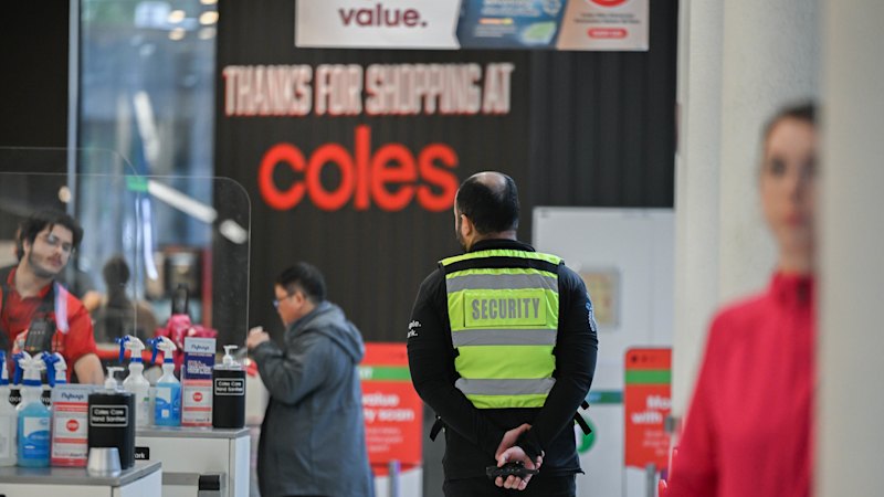 Za napade na trgovsko osebje predlagajo do pet let zapora