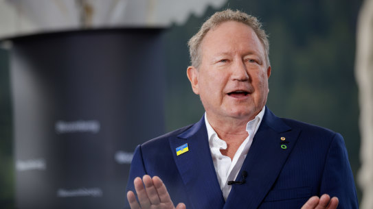Fortescue will spend up to $US800 million this financial year chasing chairman Andrew Forrest’s green energy vision.