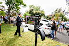 The auction of a freestanding 4 bedroom family home at Woodvale Avenue North Epping in Sydney. The property sold to an online auction buyer who made the winning bid. Thirteen First home buyers attended the auction.