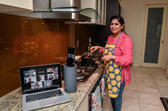 Bindya Bedi teaches her neighbours how to cook dal makhani via Zoom.