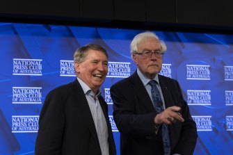 Dennis Richardson și Paul Deeb vorbesc astăzi la National Press Club din Canberra.
