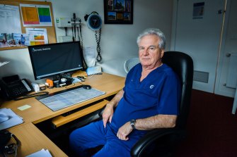 Doctor John Hodgson runs a breath and vaccine clinic in Coolaroo
