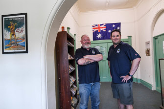 Veterans Advocacy Centre manager Mick Quinn (left) and Lucas Moon, president of the pokie-free Hawthorn RSL.