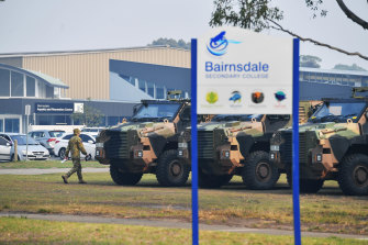 Defence force personnel setting up in Bairnsdale during the Black Summer fires. 