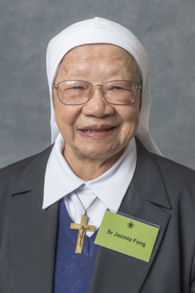 Sister Jacinta Fong works in a hospital’s
emergency department.