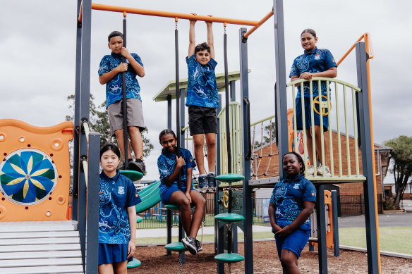 Students at Ashcroft Public School, which has adopted the Mirrung model’s whole-of-family approach. 