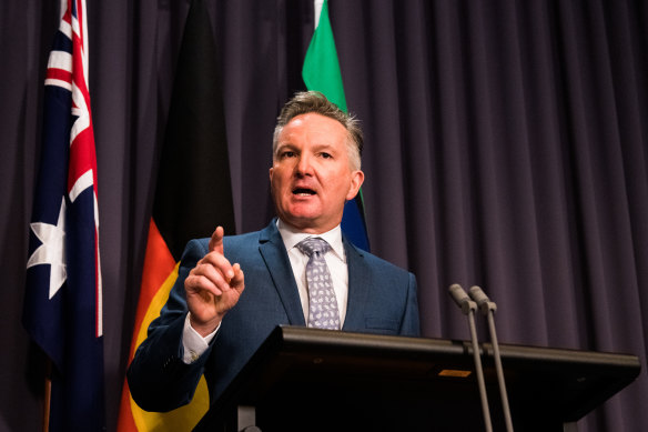Climate Change and Energy Minister Chris Bowen says he’s holding emergency talks with state ministers and gas producers. 