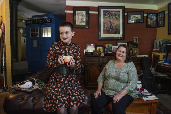 Katherine and her daughter Bella, 15, who is home schooled. 