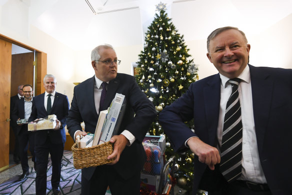 Prime Minister Scott Morrison is planning a low-key Christmas break while Labor's Anthony Albanese is headed for Tasmania's hiking trails.