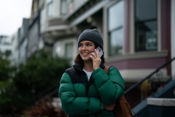 Zoey Deutch as Jill in Voicemails for Isabelle.