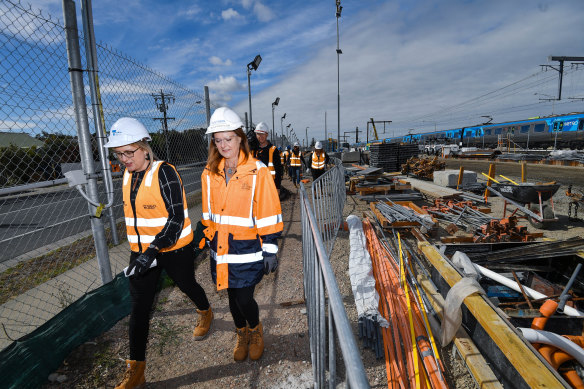 Kilkenny (right) with now premier Jacinta Allan back in 2021. 