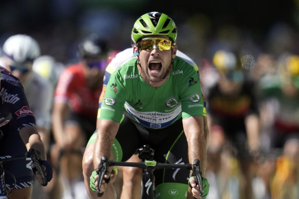Mark Cavendish won the green jersey in 2021 but is not expected to be selected for the Tour this year. 