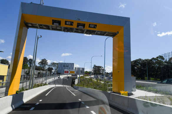 An entrance to the NorthConnex tollway. The terms of reference for a Perrottet government review of toll road pricing have been revealed.