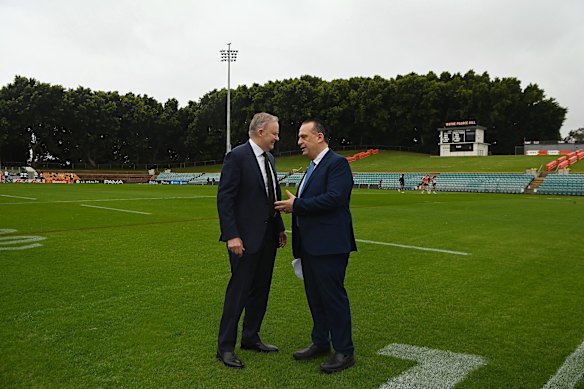 Anthony Albanese with Peter V’landys at Leichhardt Oval in June last year.