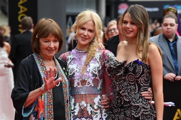 Janelle Kidman with her daughter Nicole and granddaughter Lucia.