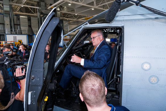 Prime Minister Scott Morrison campaigning in Nowra on Monday. 
