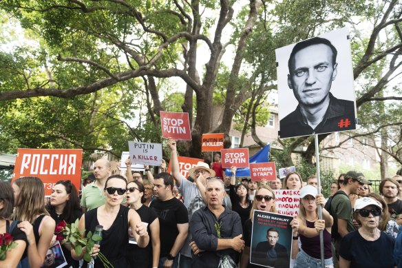 Alexei Navalny’s supporters protest outside the Russian consulate in Woolhara, Sydney, on Saturday.