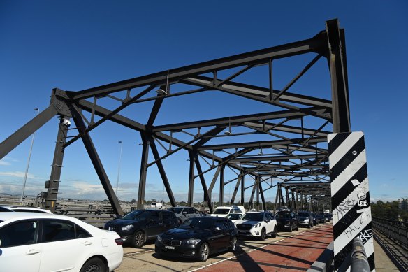 The traffic snarl extended to the Iron Cove Bridge and Drummoyne on Thursday morning. 