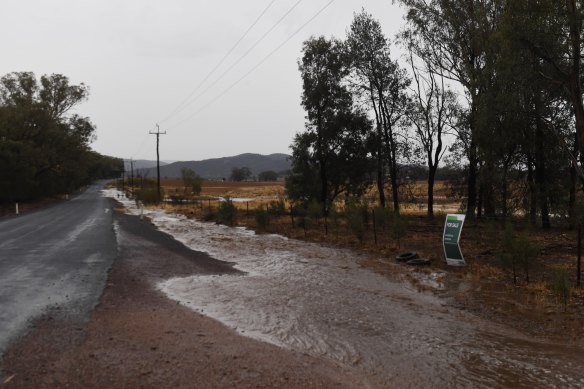 Flash flooding occurring just after severe storms swept through the Forbes region in western NSW on Friday.