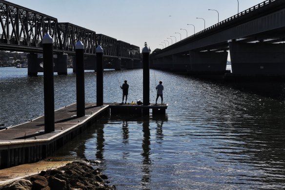 Fishermen in Sylvania. Changes to the temperature, acidity and salinity of bays and estuaries will alter ecosystems.