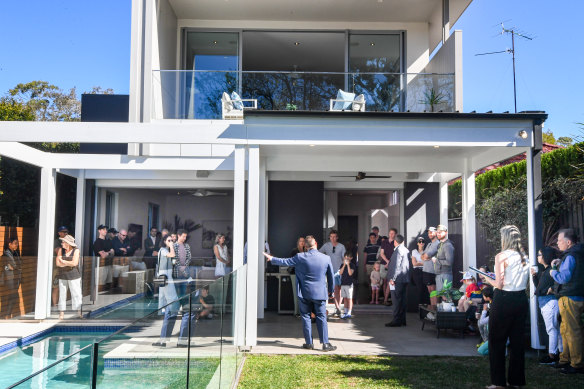 The South Coogee auction drew a crowd and sold well above the reserve. 