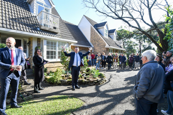 Sydney’s median property price has climbed from almost $222,000 in 1991 to about $1.38 million today.