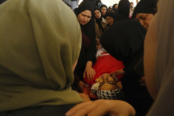 Female mourners during the funeral of Suhaib Al-Sous, aged 15. Suhaib was shot dead by Israeli soldiers while participating in a peaceful demonstration.
