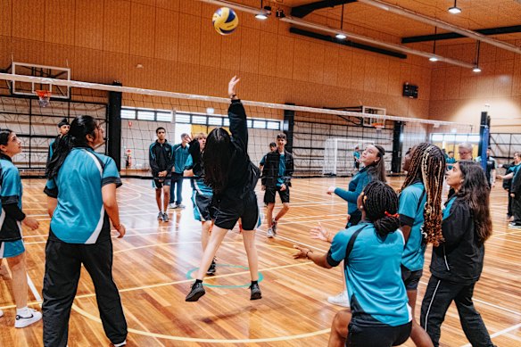 A year 9 sports class at Oran Park High.