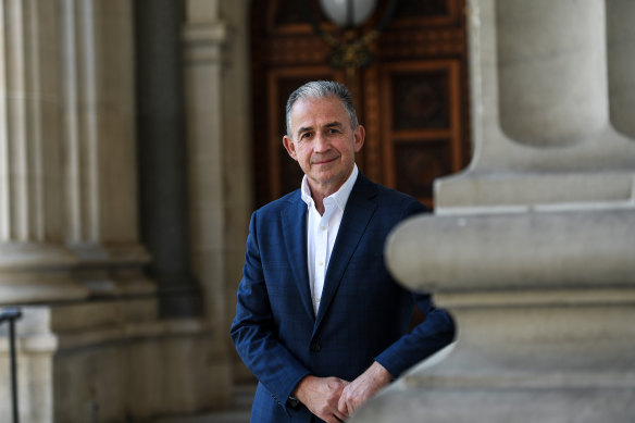 Racing integrity commissioner Sean Carroll has released an interim report into how the Victorian Racing Industry handles abuse complaints.