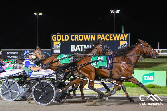 King of Swing is favourite for the Inter Dominion final at Menangle.