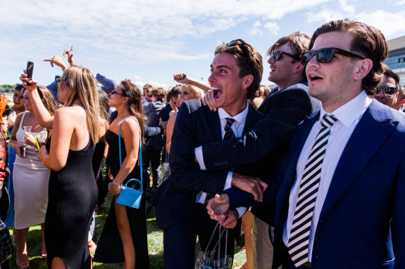 The crowd embraced as Verry Elleegant crossed the finish line, before joining in a mass rendition of Neil Diamond’s song ‘Sweet Caroline’. 