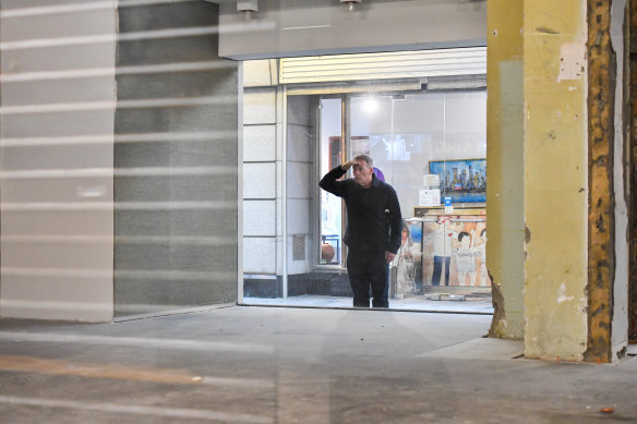 Artist Callum Morton has taken hundreds of photos of empty stores around Melbourne and they are being exhibited at the Australian Centre for Contemporary Art at the moment. 