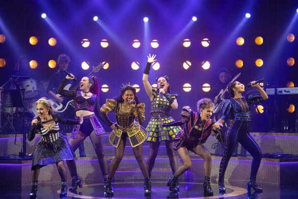 Loren Hunter, Chelsea Dawson, 
 Phoenix Jackson Mendoza, Kala Gare, Kiana Daniele and Vidya Makan reign supreme in Six The Musical. 