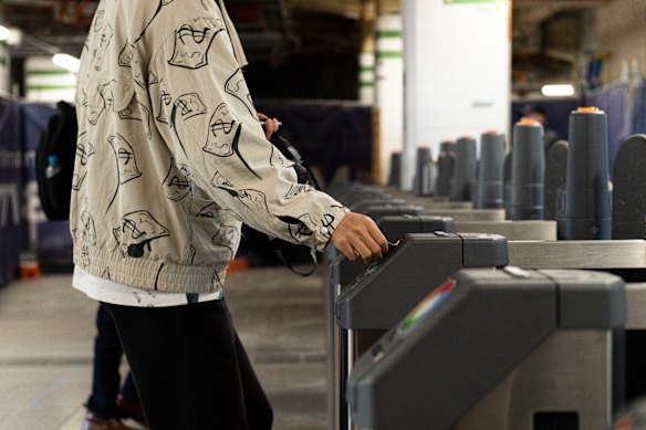 About 25,000 electronic Opal readers across the state’s public transport system will be replaced.