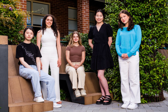 Ravenswood students  Yuetong  Wang, Claudia Zybenko, Tara Evans, Kayleigh Li and Jasmine Petty. 