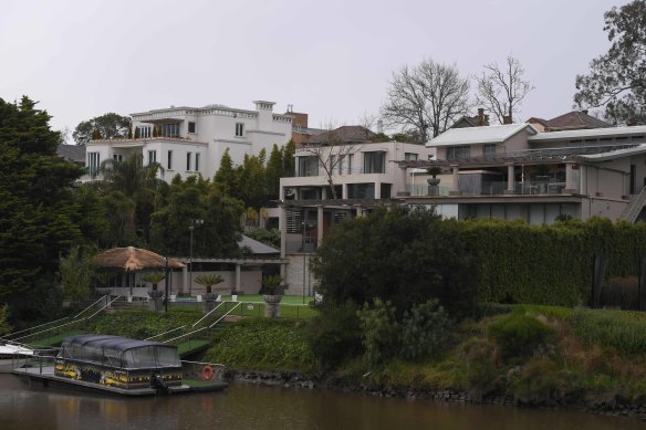 The property on Yarradale Road in Toorak which is owned by Mark Simonds.