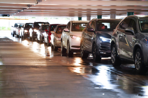 Queues for coronavirus testing at Chadstone this week.