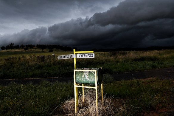 While towns in WA have recorded degrees above 50, NSW and Victoria are preparing for wet weather in the coming days.