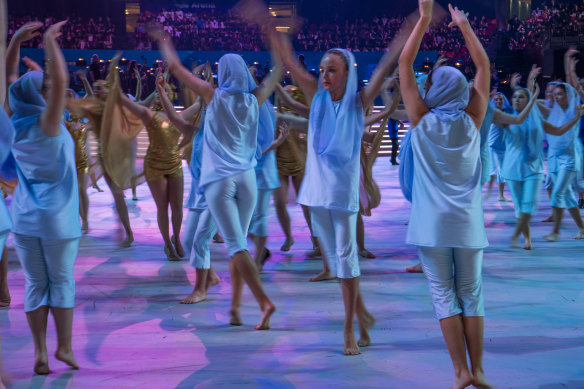 Telstra sponsors the School Spectacular.