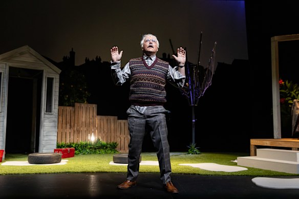 Anton Berezin as Eddie Jaku in The Happiest Man on Earth.