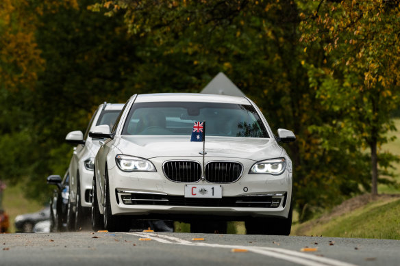 A lonely, reflective ride to see the governor-general at Government House in Yarralumla.