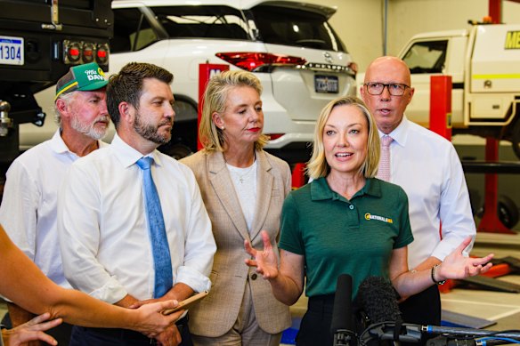 Nationals candidate for Bullwinkel Mia Davies (second from left) with Opposition Leader Peter Dutton, Nationals senator Bridget McKenzie (cente) and Liberal candidate for Bullwinkel Matt Moran on Friday.