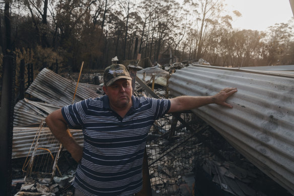 Marty Allaway, whose home was destroyed in the bushfires, had to drive  through flames blowing sideways over his car.