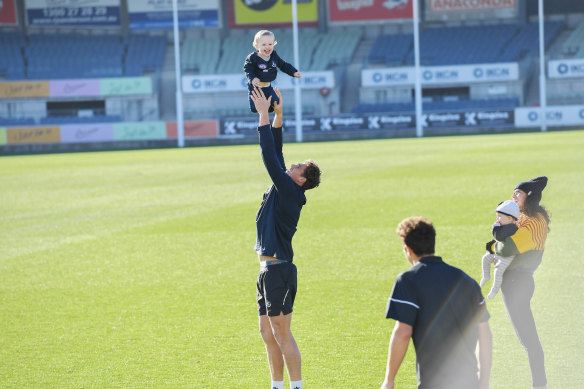 Charlie Curnow has some fun with nephew Will, Ed’s son, in 2019.